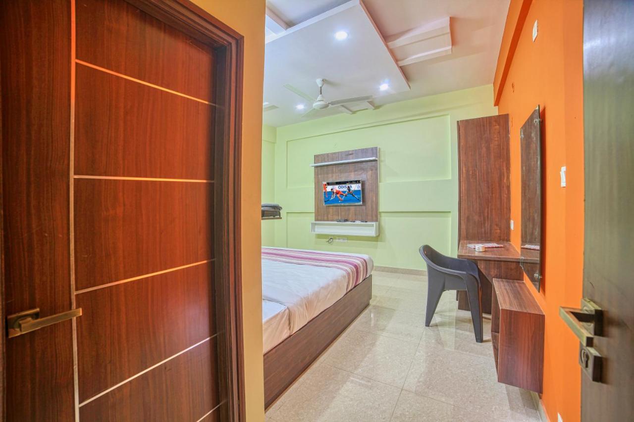 Redkey Inn Hotel Near Bangalore Airport Airport Pickup & Drop Available 24X7 Yelahanka Dış mekan fotoğraf