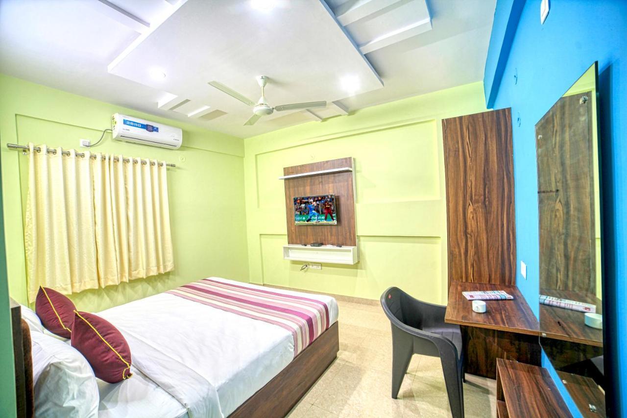 Redkey Inn Hotel Near Bangalore Airport Airport Pickup & Drop Available 24X7 Yelahanka Dış mekan fotoğraf