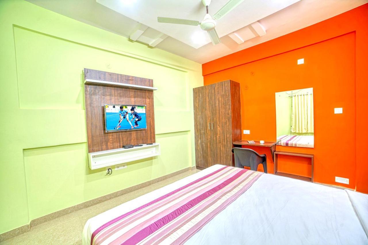 Redkey Inn Hotel Near Bangalore Airport Airport Pickup & Drop Available 24X7 Yelahanka Dış mekan fotoğraf